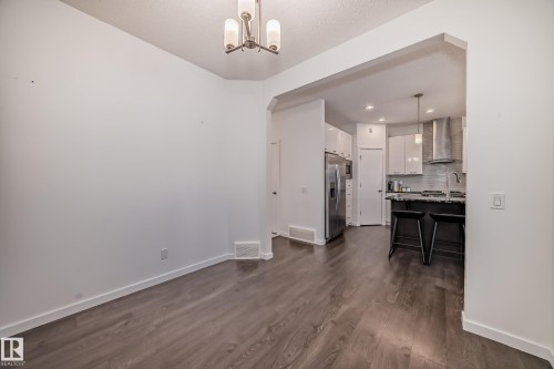 6035 Rosenthal Way, Edmonton, AB - Indoor