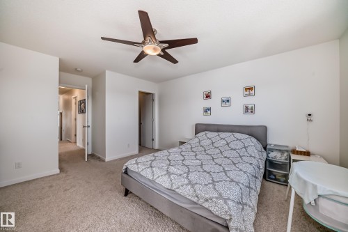 6035 Rosenthal Way, Edmonton, AB - Indoor Photo Showing Bedroom