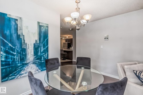 115 10118 106 Avenue, Edmonton, AB - Indoor