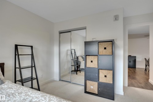 264 11517 Ellerslie Road, Edmonton, AB - Indoor Photo Showing Bedroom