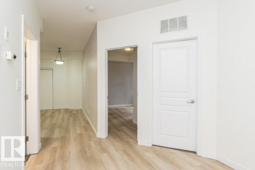 106 8619 111 Street, Edmonton, AB - Indoor Photo Showing Other Room