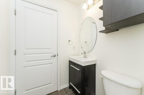 106 8619 111 Street, Edmonton, AB - Indoor Photo Showing Bathroom
