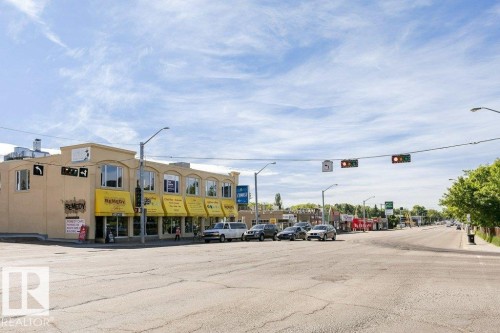 106 8619 111 Street, Edmonton, AB - Outdoor