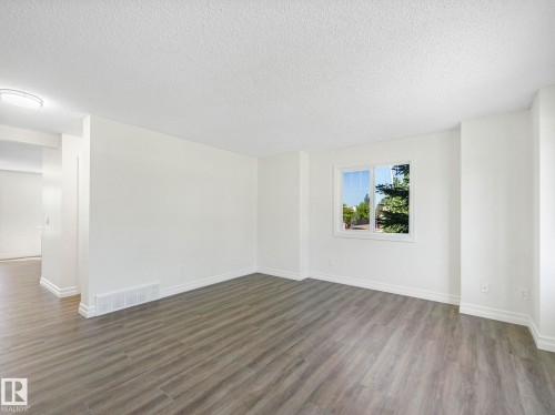 74 14621 121 Street, Edmonton, AB - Indoor Photo Showing Other Room