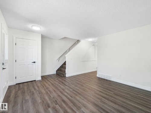 74 14621 121 Street, Edmonton, AB - Indoor Photo Showing Other Room