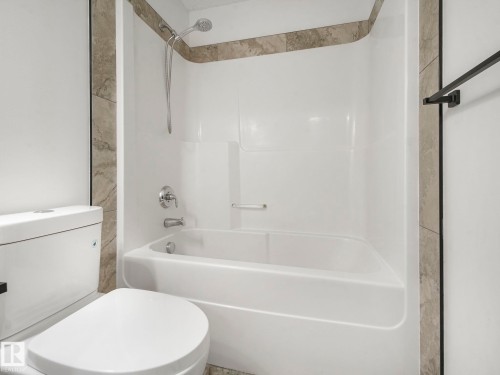 74 14621 121 Street, Edmonton, AB - Indoor Photo Showing Bathroom