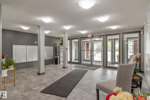 416 5370 Chappelle Road, Edmonton, AB - Indoor Photo Showing Other Room