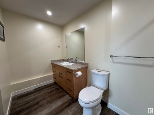 54322 Rge Rd 253, St. Albert, AB - Indoor Photo Showing Bathroom