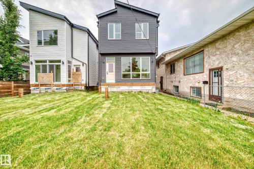 11442 125 Street, Edmonton, AB - Outdoor