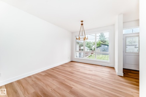 11442 125 Street, Edmonton, AB - Indoor Photo Showing Other Room