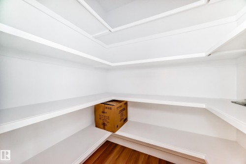 11442 125 Street, Edmonton, AB - Indoor