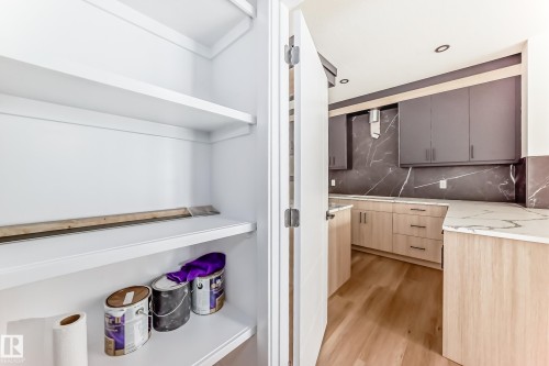 11442 125 Street, Edmonton, AB - Indoor Photo Showing Kitchen