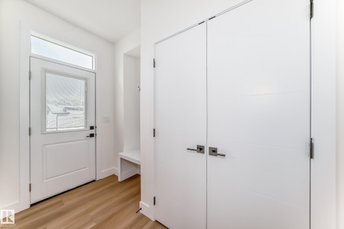 11442 125 Street, Edmonton, AB - Indoor Photo Showing Other Room