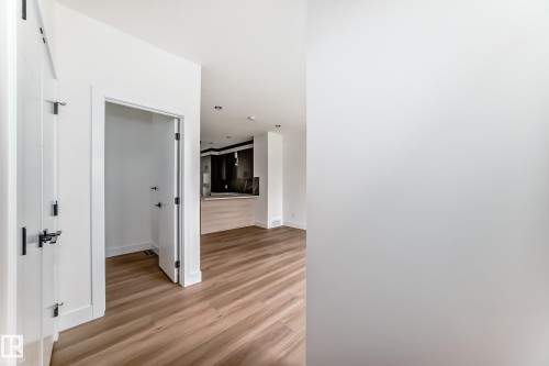 11442 125 Street, Edmonton, AB - Indoor Photo Showing Other Room