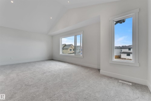 2029 13A Avenue, Edmonton, AB - Indoor Photo Showing Other Room