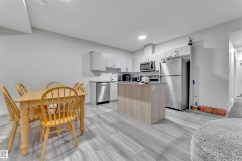 2029 13A Avenue, Edmonton, AB - Indoor Photo Showing Other Room