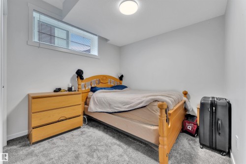 2029 13A Avenue, Edmonton, AB - Indoor Photo Showing Bedroom