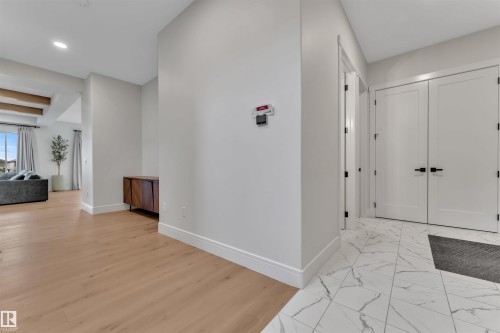 2029 13A Avenue, Edmonton, AB - Indoor Photo Showing Other Room