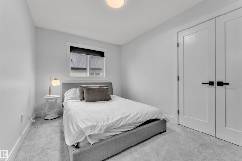 2029 13A Avenue, Edmonton, AB - Indoor Photo Showing Bedroom