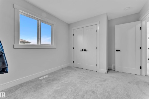 2029 13A Avenue, Edmonton, AB - Indoor Photo Showing Other Room