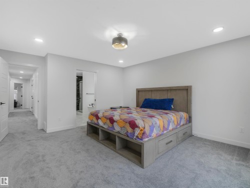 1581 Howes Place, Edmonton, AB - Indoor Photo Showing Bedroom