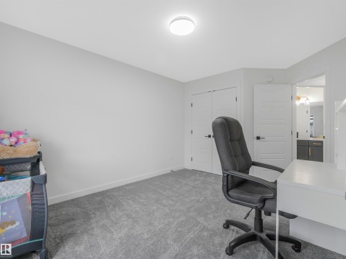 1581 Howes Place, Edmonton, AB - Indoor Photo Showing Office