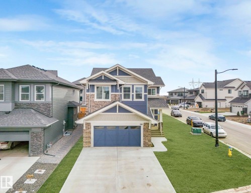 1581 Howes Place, Edmonton, AB - Outdoor With Facade