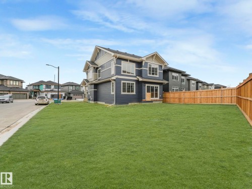 1581 Howes Place, Edmonton, AB - Outdoor