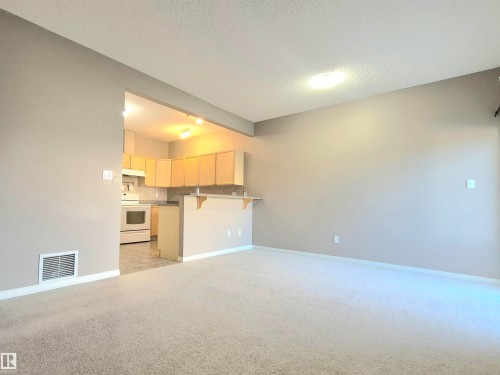 Edmonton, AB - Indoor