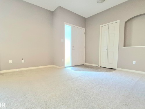 Edmonton, AB - Indoor Photo Showing Other Room