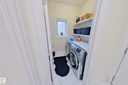 16611 9 St, Edmonton, AB - Indoor Photo Showing Laundry Room