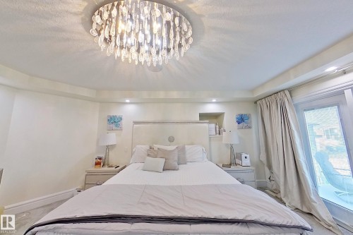 16611 9 St, Edmonton, AB - Indoor Photo Showing Bedroom