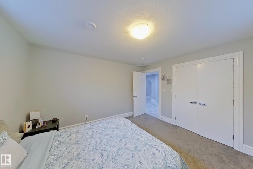 16611 9 St, Edmonton, AB - Indoor Photo Showing Bedroom