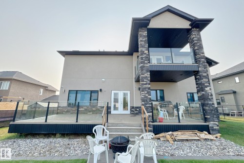 16611 9 St, Edmonton, AB - Outdoor