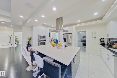 16611 9 St, Edmonton, AB - Indoor Photo Showing Other Room