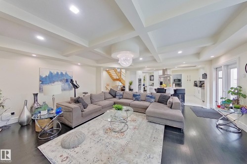 16611 9 St, Edmonton, AB - Indoor Photo Showing Living Room