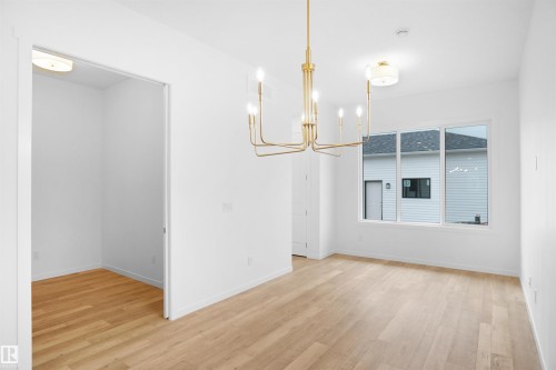 20609 42 Avenue, Edmonton, AB - Indoor Photo Showing Other Room