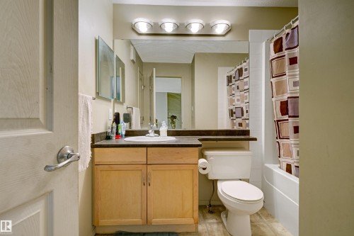 452 2096 Blackmud Creek Drive, Edmonton, AB - Indoor Photo Showing Bathroom