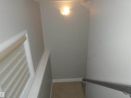628 Ortona Way Nw, Edmonton, AB - Indoor Photo Showing Other Room