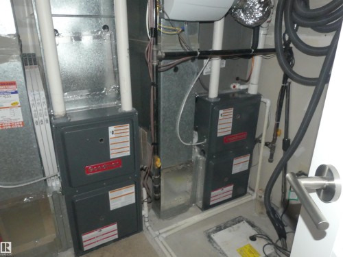 628 Ortona Way Nw, Edmonton, AB - Indoor Photo Showing Basement