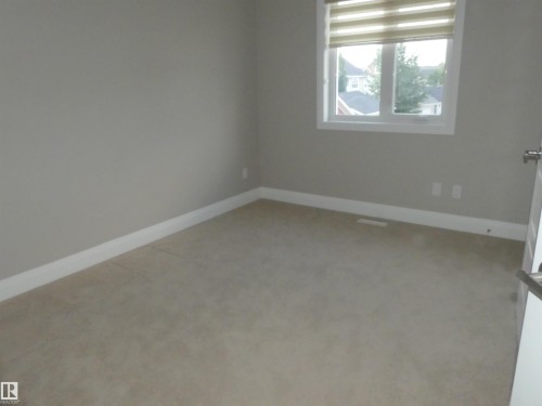 628 Ortona Way Nw, Edmonton, AB - Indoor Photo Showing Other Room