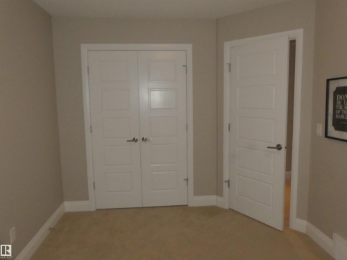 628 Ortona Way Nw, Edmonton, AB - Indoor Photo Showing Other Room