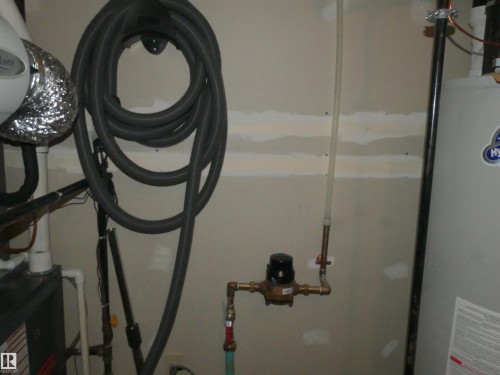 628 Ortona Way Nw, Edmonton, AB - Indoor Photo Showing Basement