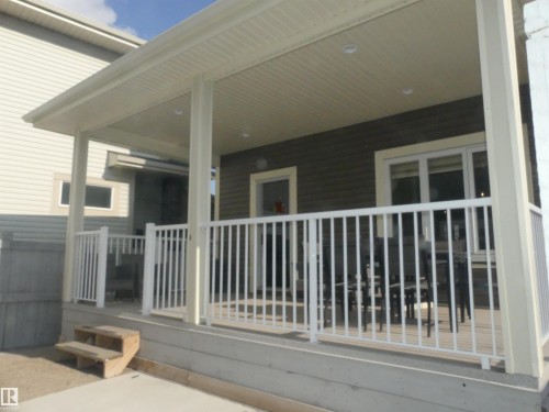 628 Ortona Way Nw, Edmonton, AB - Outdoor With Exterior