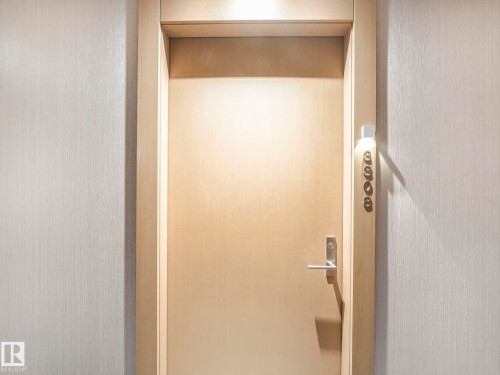 3308 10360 102 Street, Edmonton, AB - Indoor