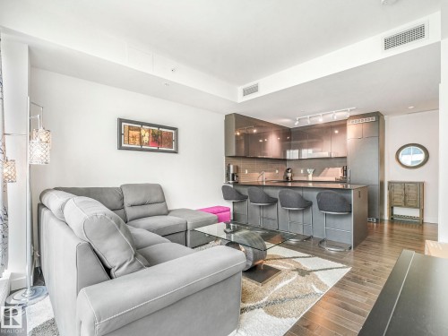 3308 10360 102 Street, Edmonton, AB - Indoor Photo Showing Living Room