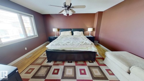 1604 Blackmore Court, Edmonton, AB - Indoor Photo Showing Bedroom