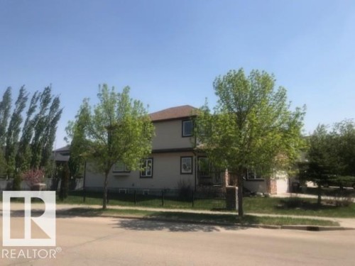 1604 Blackmore Court, Edmonton, AB - Outdoor