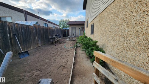 5101 58 Avenue, Elk Point, AB - Outdoor