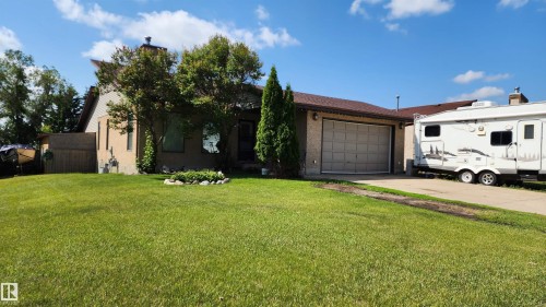 5101 58 Avenue, Elk Point, AB - Outdoor